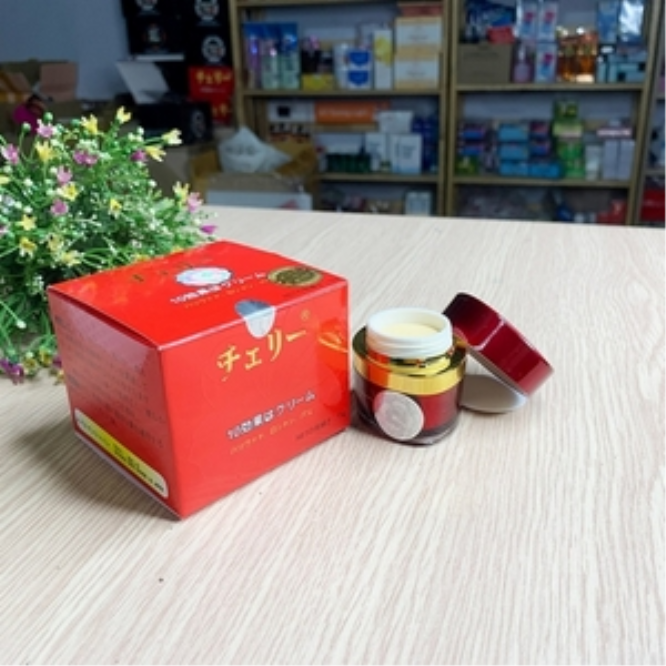 Kem Dưỡng Trắng Da Hoa Anh Đào Nhật Bản 15g