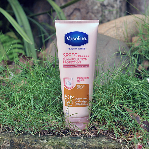 Serum Dưỡng Thể Vaseline Healthy White 50X SPF 50++ 180ml Thái Lan
