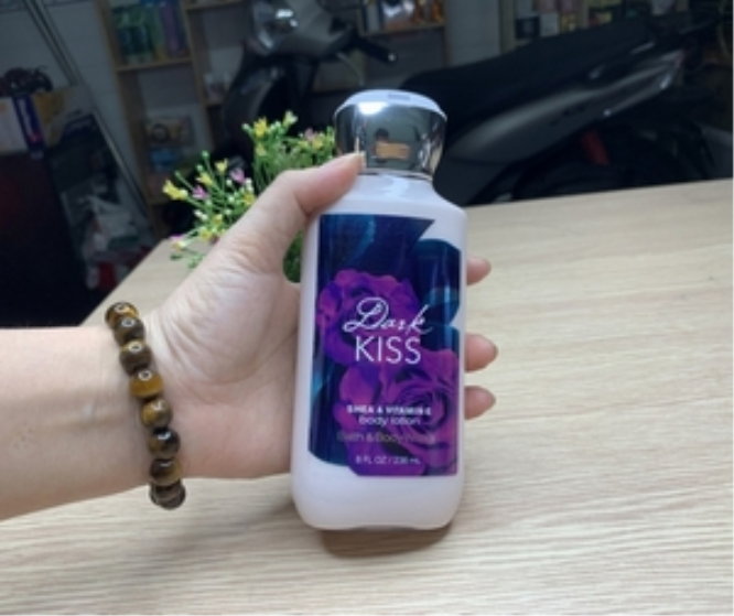 Dưỡng Thể Bath & Body Works Body Lotion 236ml
